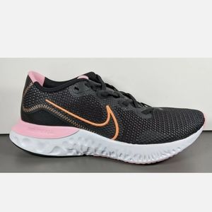 Nike Renew Run Sneakers Shoes women size 9.5